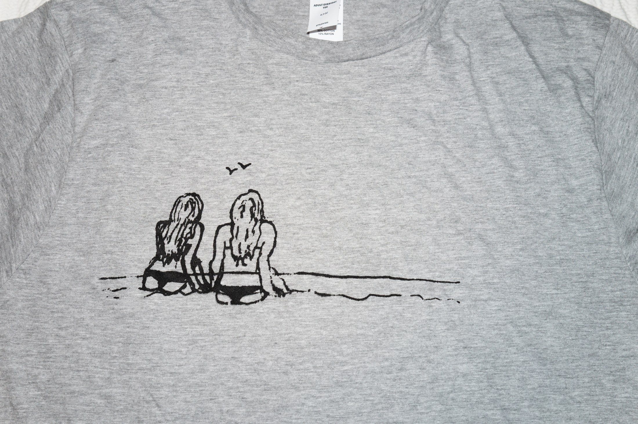 Malibu Tee print detail